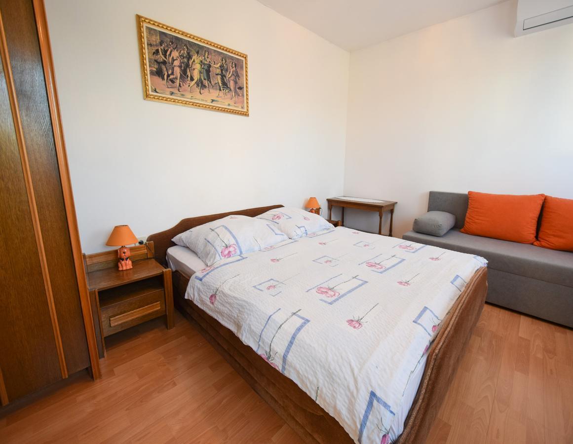 Apartment Toni Malinska Dış mekan fotoğraf