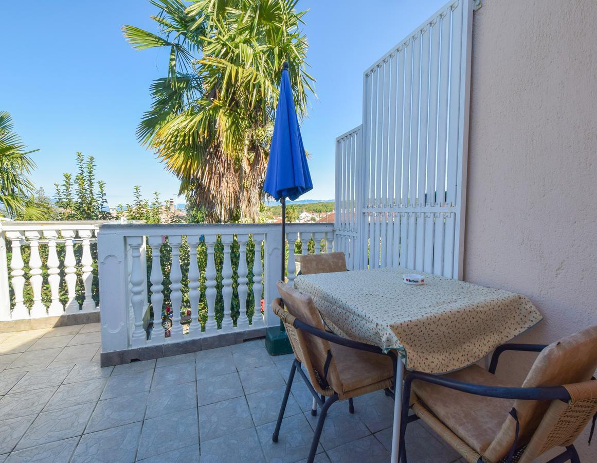 Apartment Toni Malinska Dış mekan fotoğraf