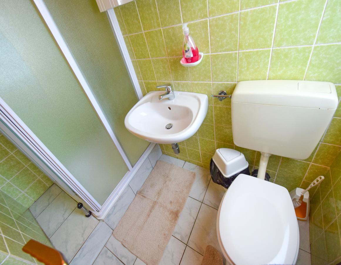 Apartment Toni Malinska Dış mekan fotoğraf